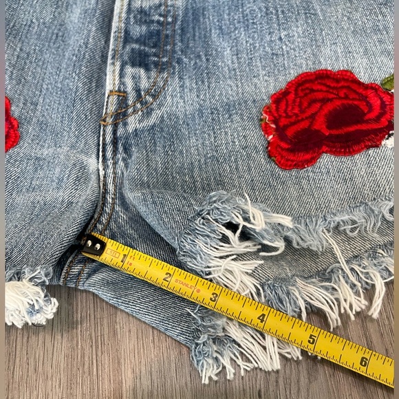 Levi’s X nasty gal after party denim cutoff shorts - Picture 8 of 8
